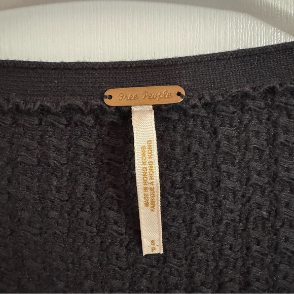 Free People Black Cardigan Style Blouse Size Small - Picture 4 of 10